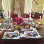 D'hotes & Du Chateau De Grand Rullecourt