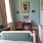 D'hotes & Du Chateau De