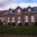 D'hotes & Du Chateau De