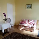 D'hotes & Du Chateau De فندق مبيت وإفطار *