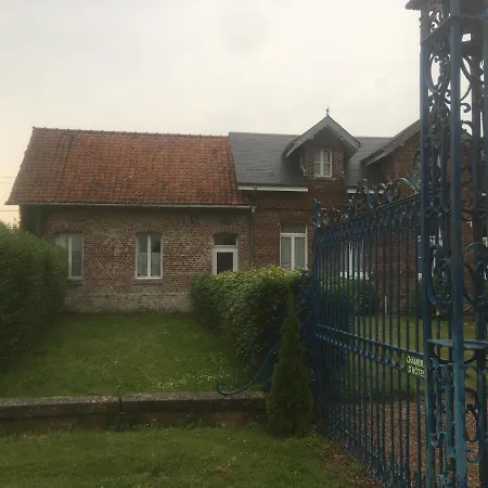 D'hôtes Du Château De Grand Rullecourt Couette-café *