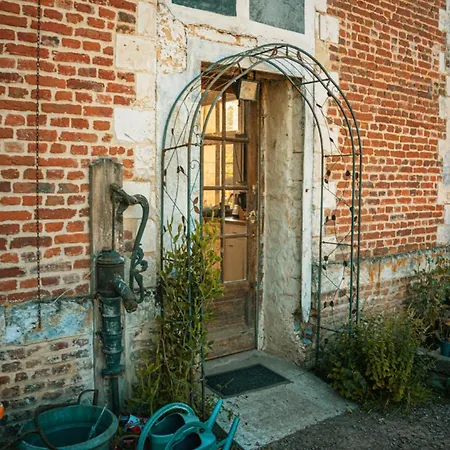 D'hôtes Du Château De Grand Rullecourt Couette-café Liencourt