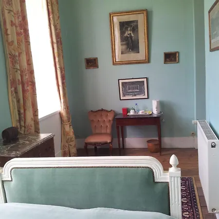D'hotes & Du Chateau De Grand Rullecourt
