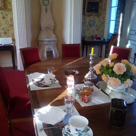 Couette-café D'hôtes Du Château De Grand Rullecourt Liencourt