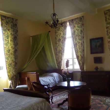 D'hotes & Du Chateau De Grand Rullecourt